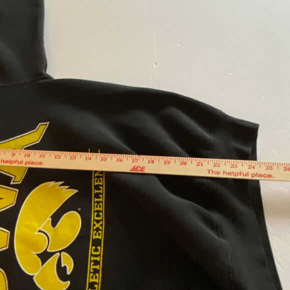 Vintage Iowa Hawkeyes Pullover Sweatshirt Crewneck Sz M Black Lee Sport Boxy Fit - Picture 8 of 8